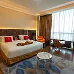 Hotel Fleur De Lys Point E