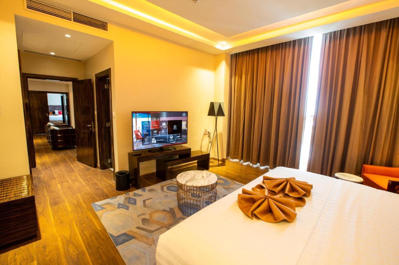Fleur De Lys Point E Hotel 4*